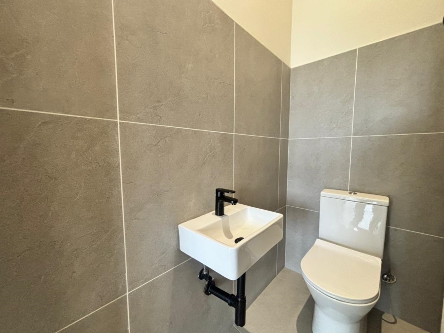 3 Bedroom Property for Sale in Helderzicht Eco Estate North West